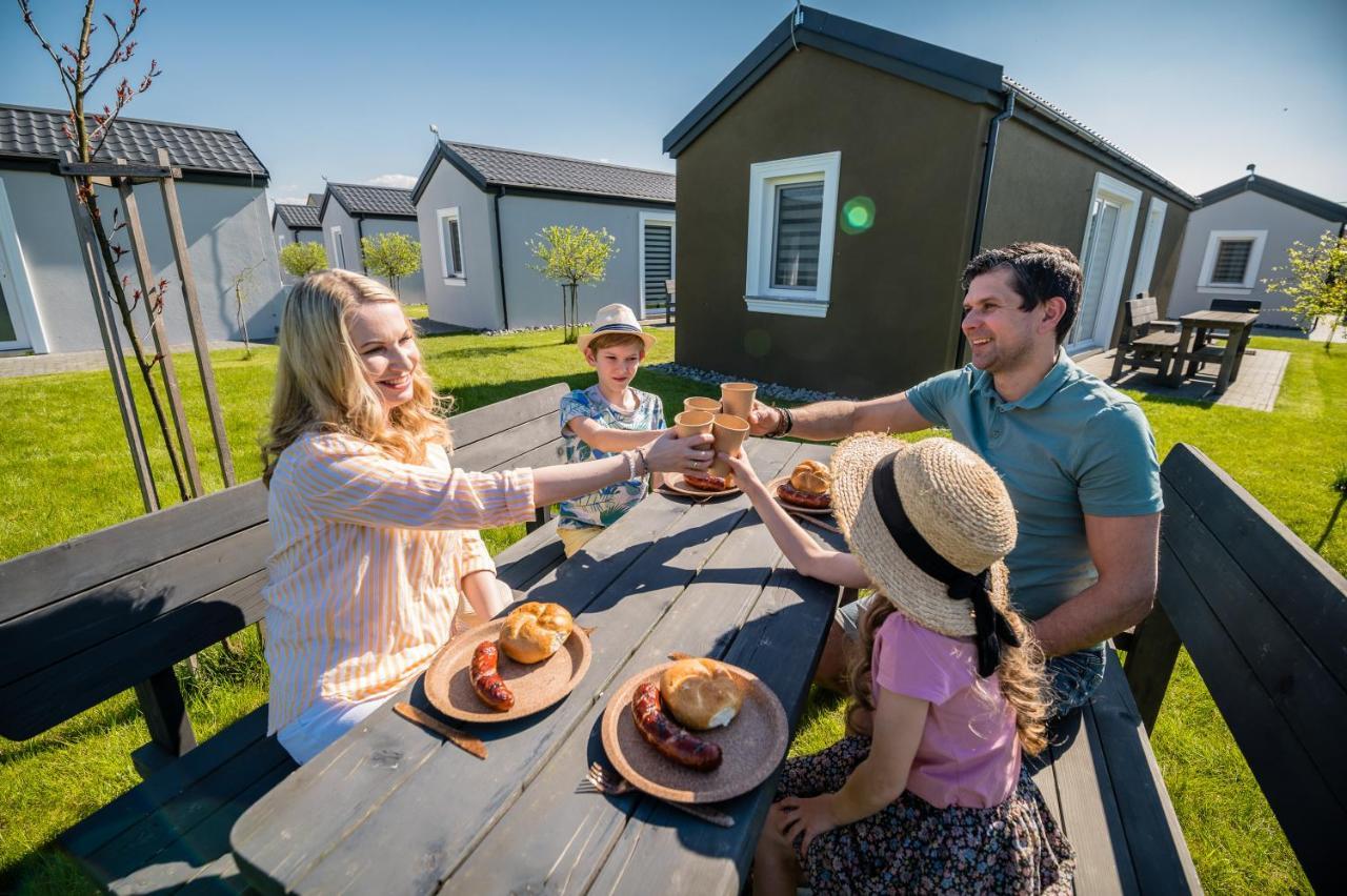 Scandi Village Затор Экстерьер фото