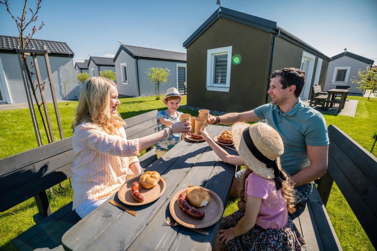 Scandi Village Затор Экстерьер фото